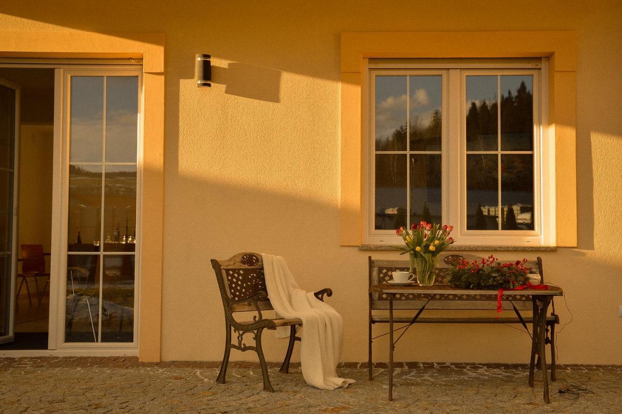 Apartamenty Agroturystyczne Papiernia Niedźwiedź Exterior foto